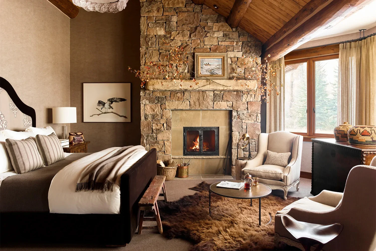 Головна Спальня — ліжка з масиву